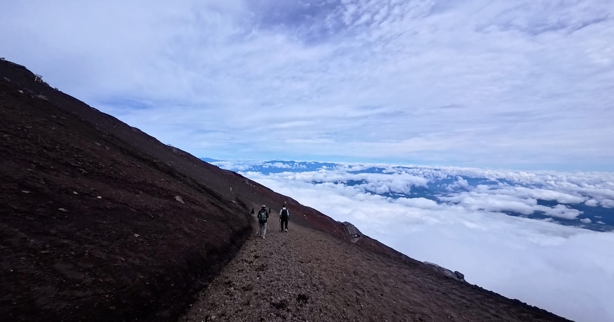 富士山の下山3時間30分で、体に何が起きたか｜筋肉痛と腸脛靭帯炎【吉田ルート】